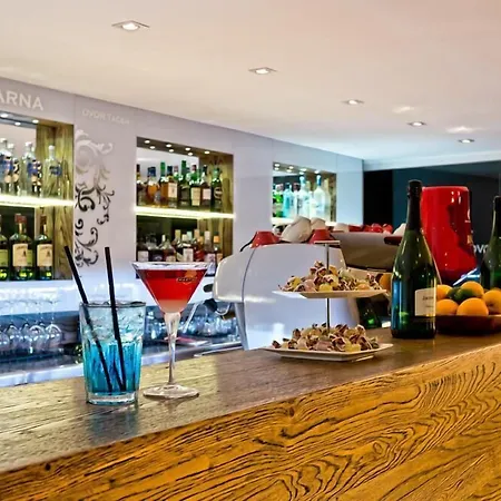 Bed & Breakfast Dvor Tacen