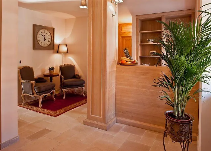 Bed & Breakfast Dvor Tacen 4*