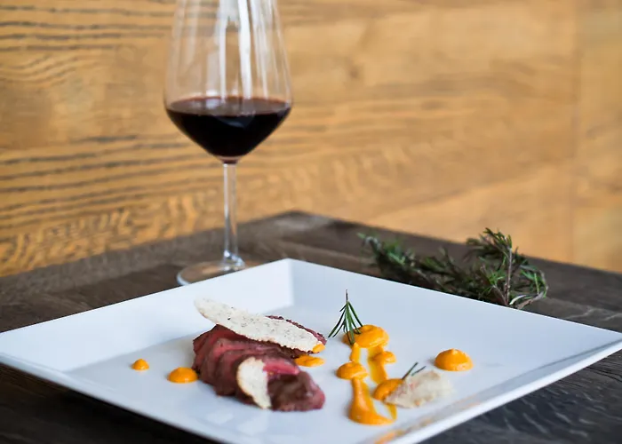 Dvor Tacen Bed & Breakfast