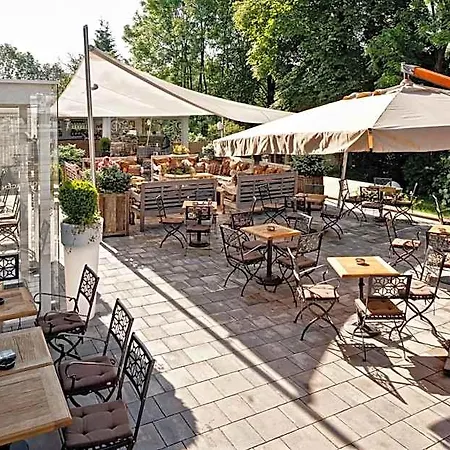 Couette-café Dvor Tacen