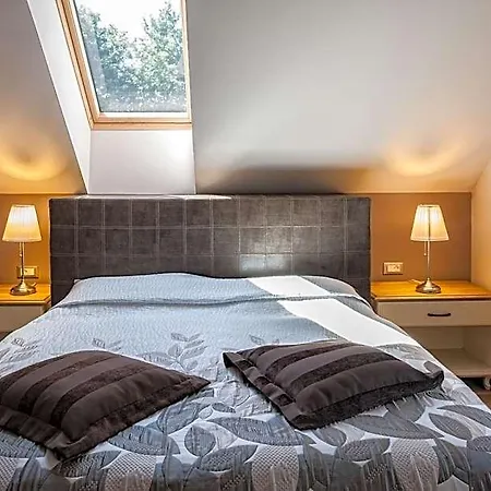 Dvor Tacen Bed & Breakfast Lublaň