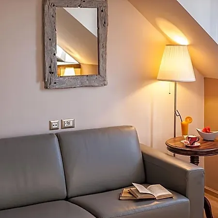 Bed & Breakfast Dvor Tacen 4*