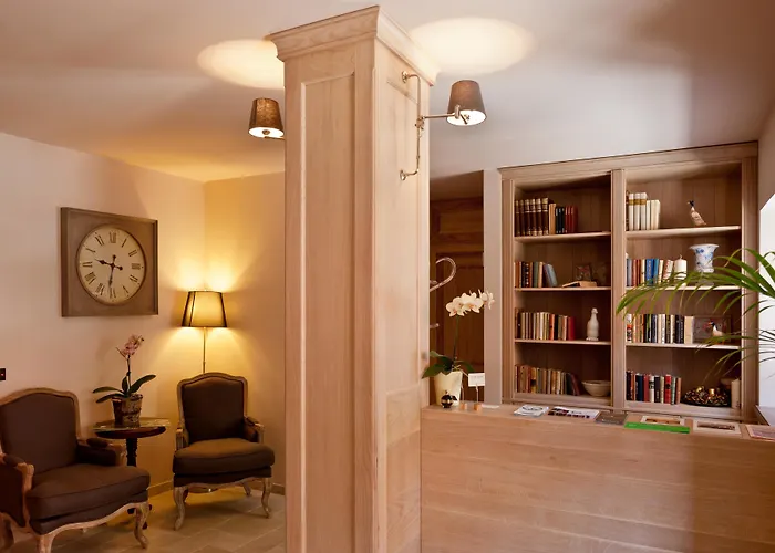 Dvor Tacen 4* Lublaň